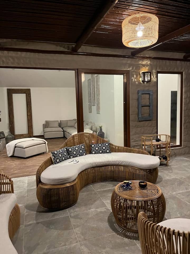 ¡Moderna Casa Hacienda Con Piscina En Quilmaná! - Quilmaná