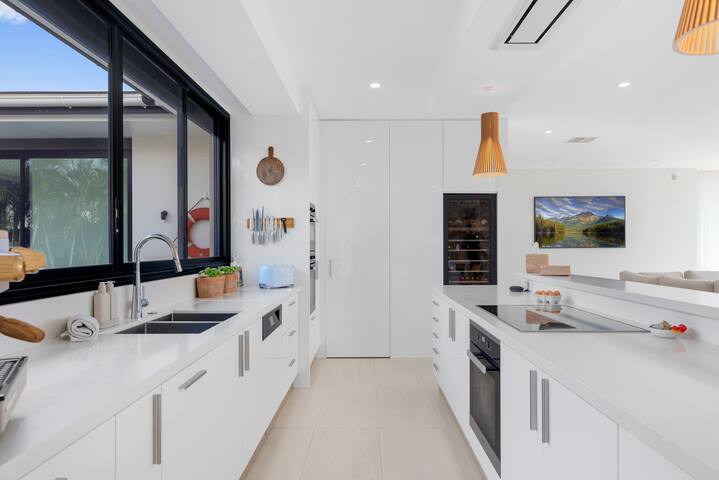 Luxury House in the Noosa National Park gallery image 4