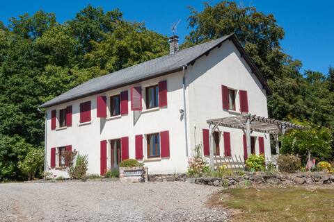 Large Corrèze family home