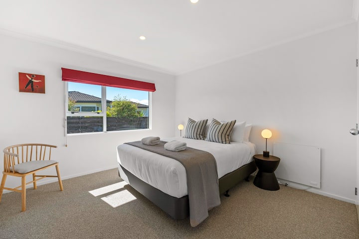 საძინებელი 4