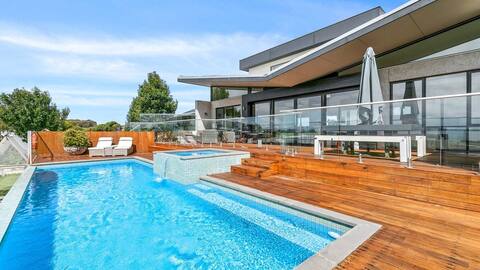 Remo Resort by Ready Set Stay