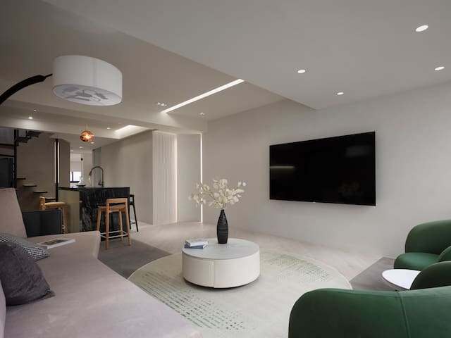 Vastness /捷運南京復興3號出口/台北小巨蛋/遼寧街夜市/七條通/3樓