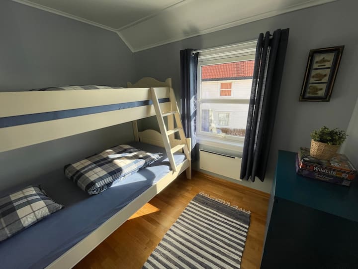 Spálňa 2 , rodinná poschodová posteľ