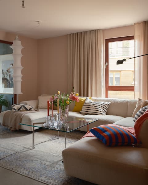 Stylish Family Home by the Sea | Sauna & Patio