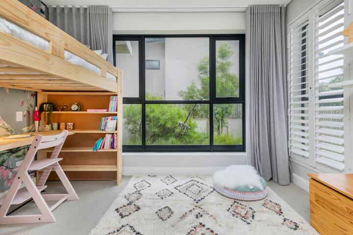 The Lookout – 4 bedrooms gallery image 4