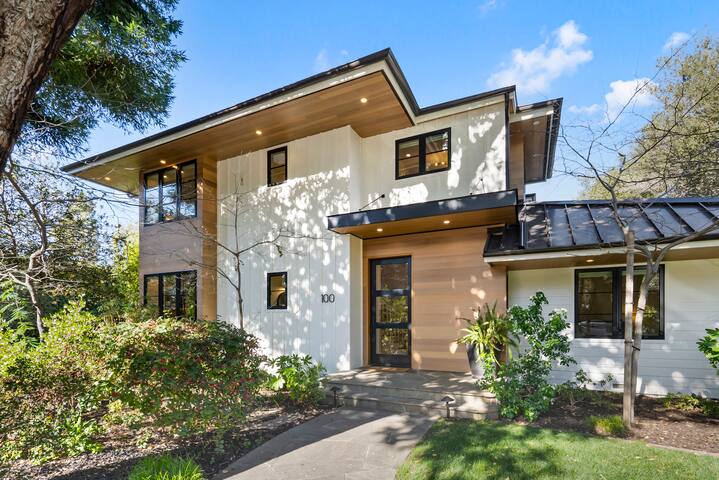 Menlo Park Luxe Modern Haven gallery image 2