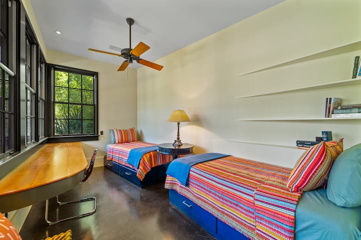 საძინებელი 2