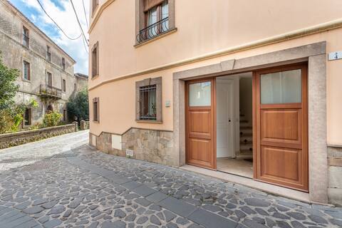 Il Fascino del Borgo (IUN P3221)