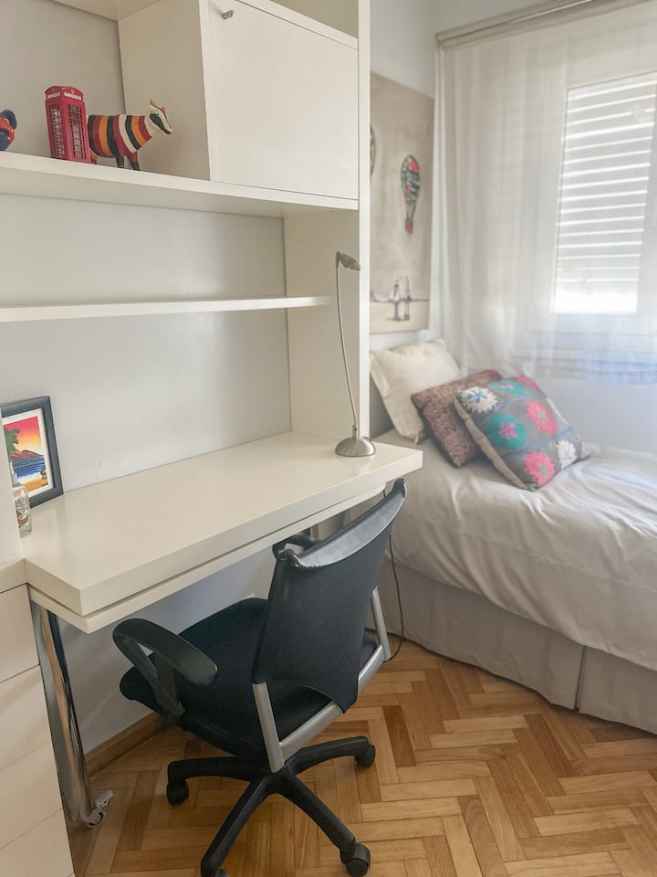 Schlafzimmer 3