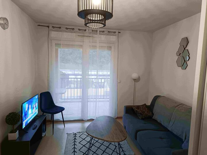 Appartement T2 Avec Balcon - Pmr - Avène