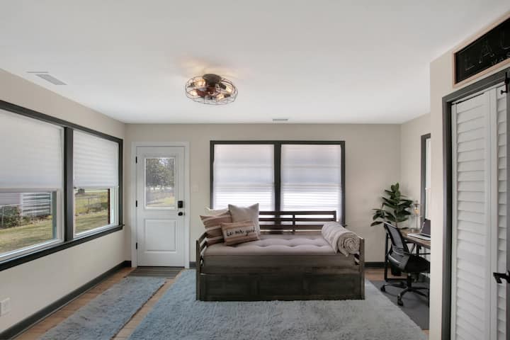 Dnevni krevet / stražnji ulaz