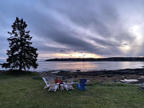 Waterfront Maine cottage