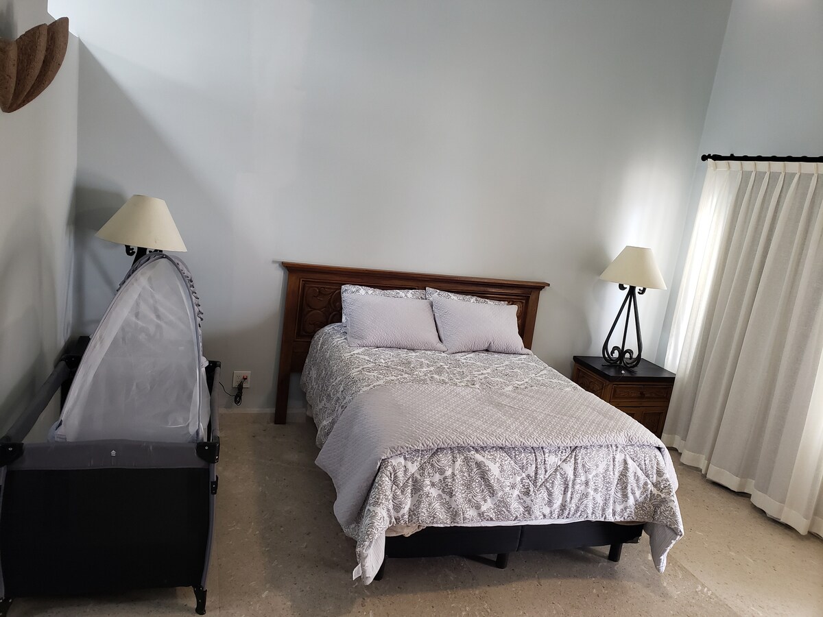 Cama tamaño queen en el principal n.º3
