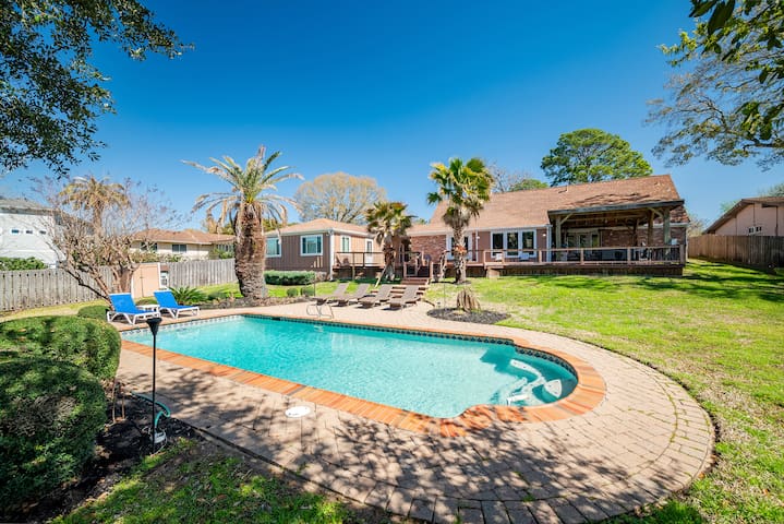 Levi Homes managed Airbnb listing 1