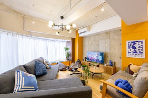 10 sec from the station stylish room/9ppl/5beds