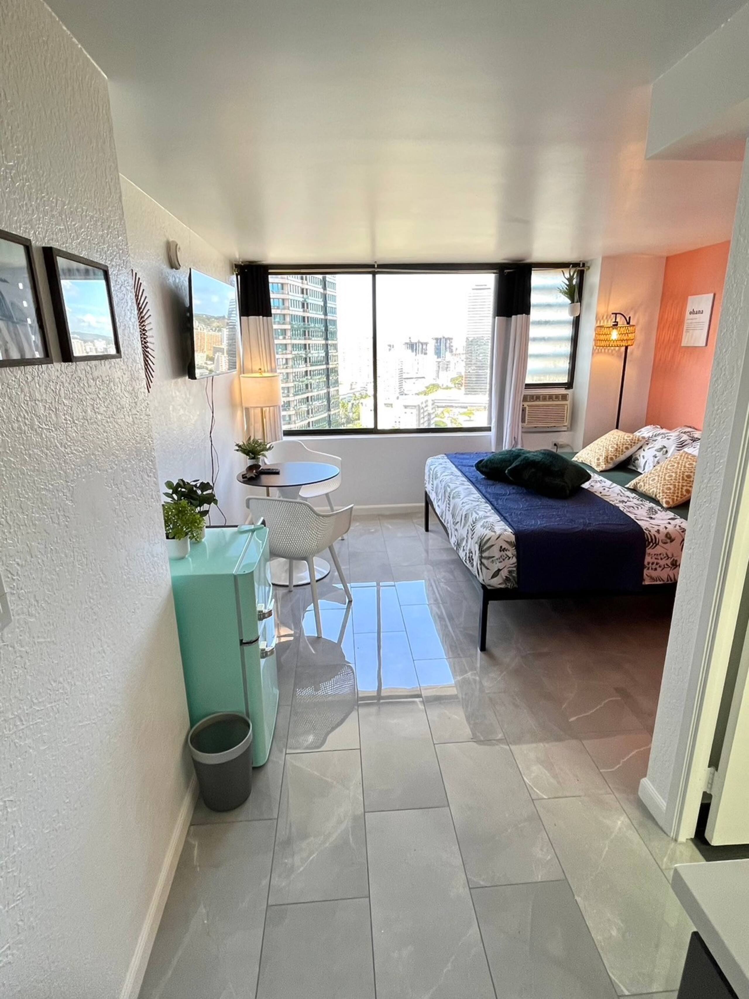 Condo in Honolulu · ★4.65 · Studio · 1 bed · 1 bath - Image 36