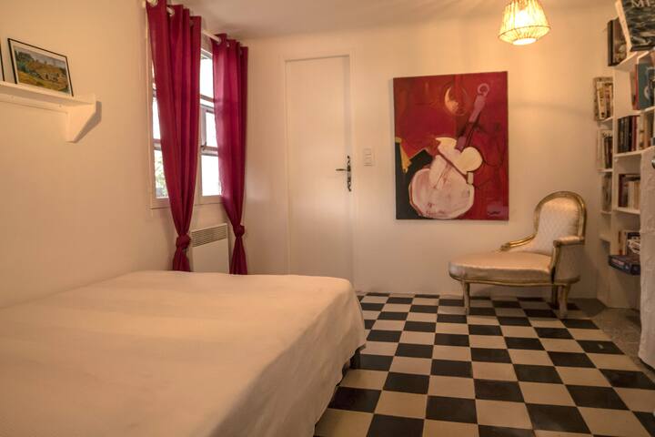 საძინებელი 3