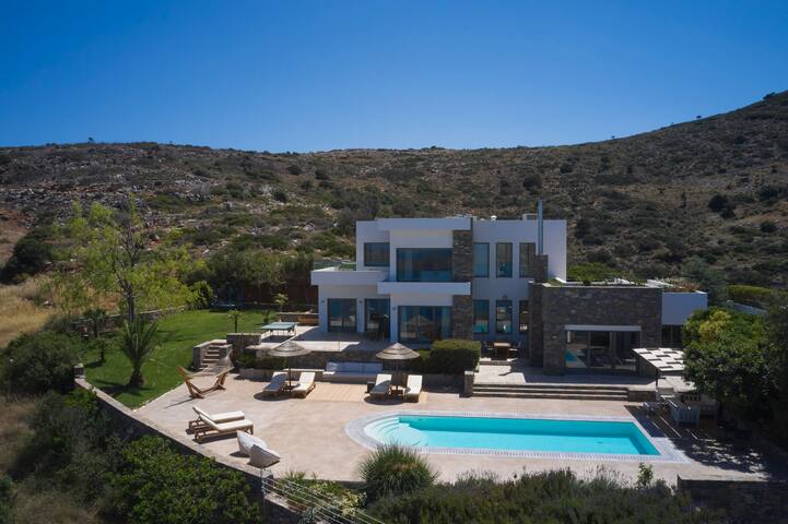 Sophisticated Elegance with Majestic Elounda Views gallery image 4