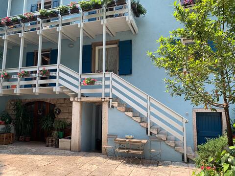 mi casa es tu casa