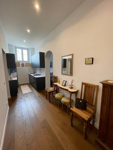 Luxury apartment in center Rome gallery image 2