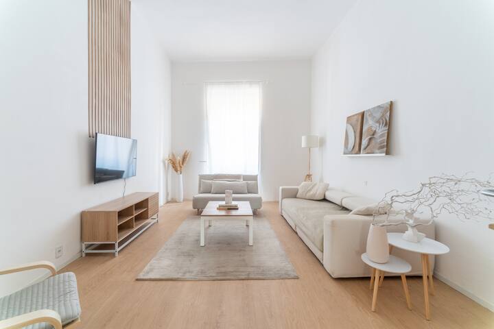 Grand Central Design 2BR – Meliora Apartments