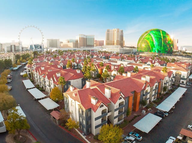 Desert Club 2 Bedroom