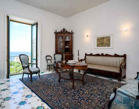 Popular Airbnb listing: Amalfi Coast Family Luxury Suite in Vietri Sul Mare