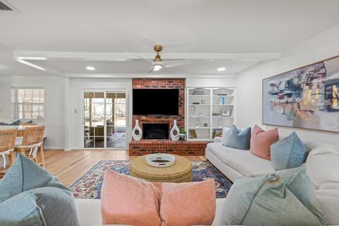 No compromises! Beautiful Reno with everything!