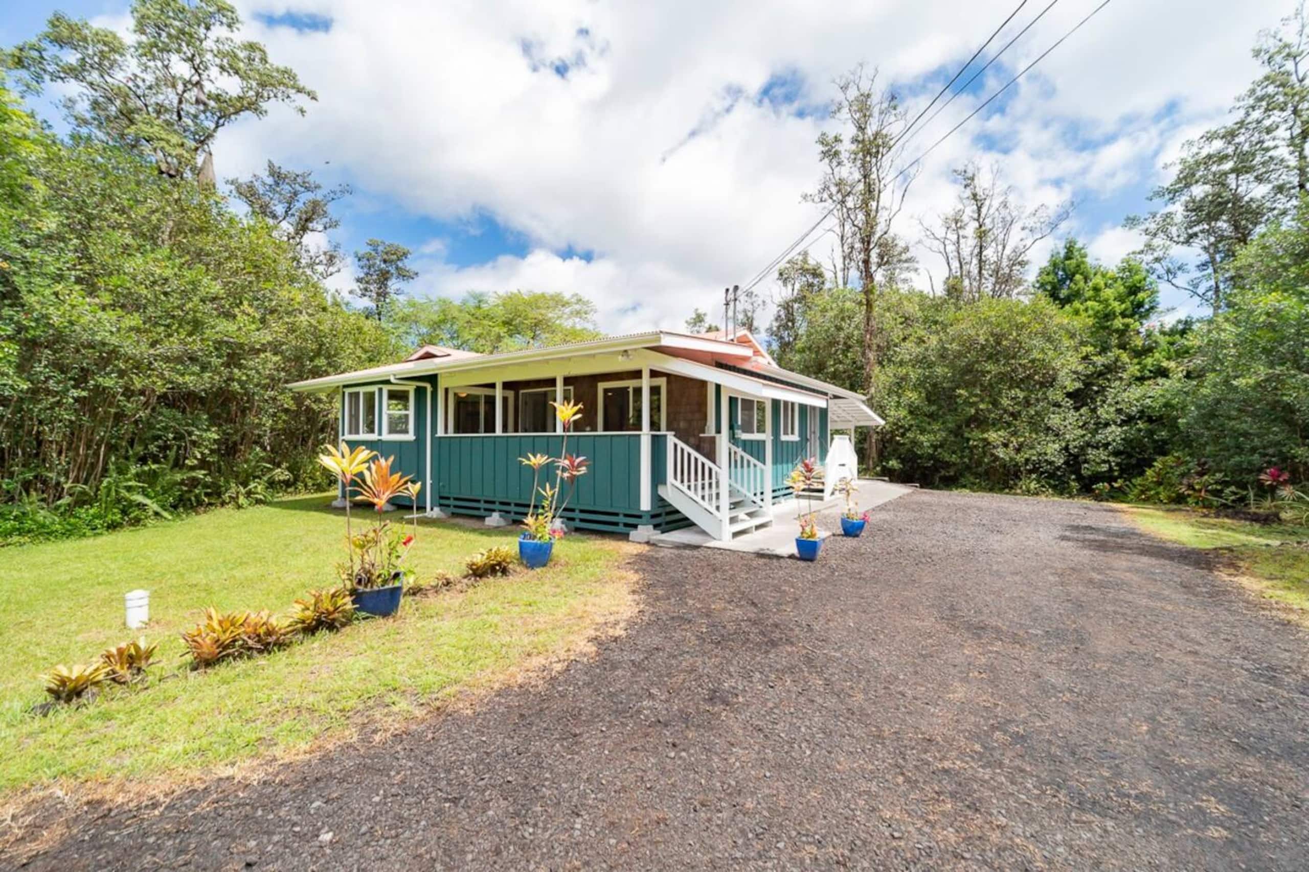Home in Keaau · ★4.91 · 2 bedrooms · 2 beds · 2 private baths - Image 1