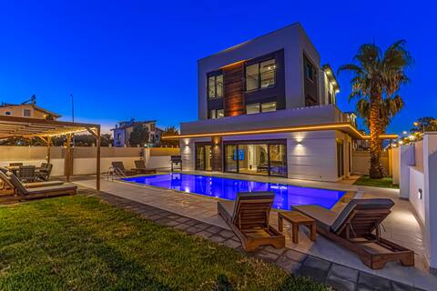 40 M² PRiVATE POOL , Near By THE LAND OF LEGENDs