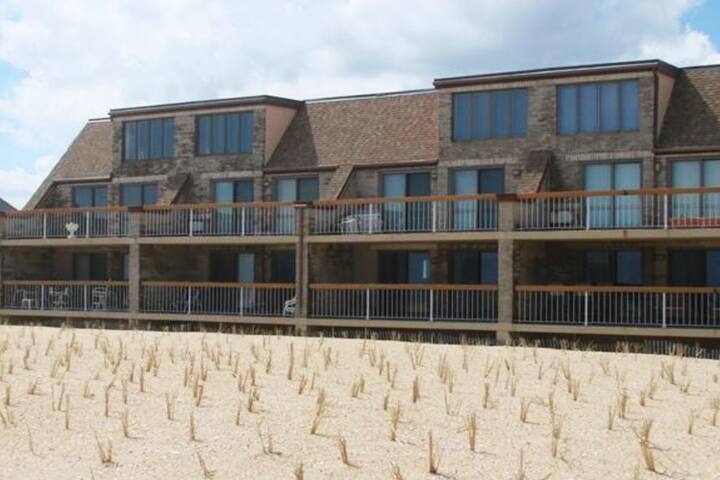 Vacation Rentals LBI managed Airbnb listing 1