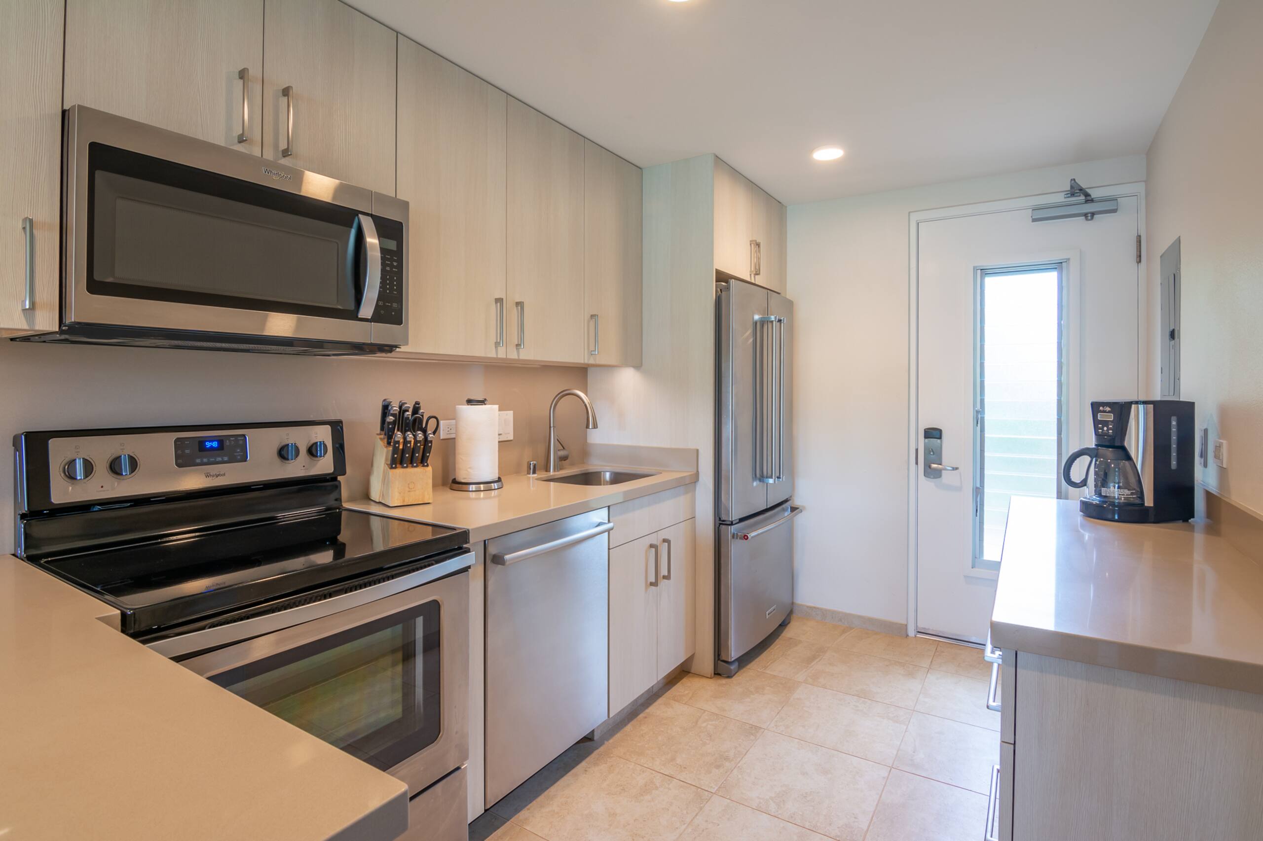 Hotel in Lahaina · ★4.75 · 1 bedroom · 2 beds · 1 private bath - Image 4