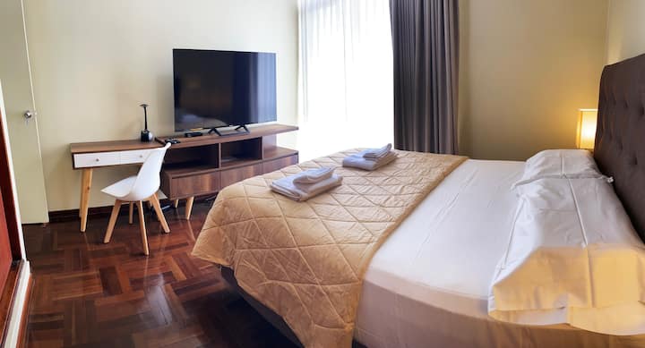 3dorm-2baños-lavadorasecadora-3smarttv-wifi300mbps - Lima