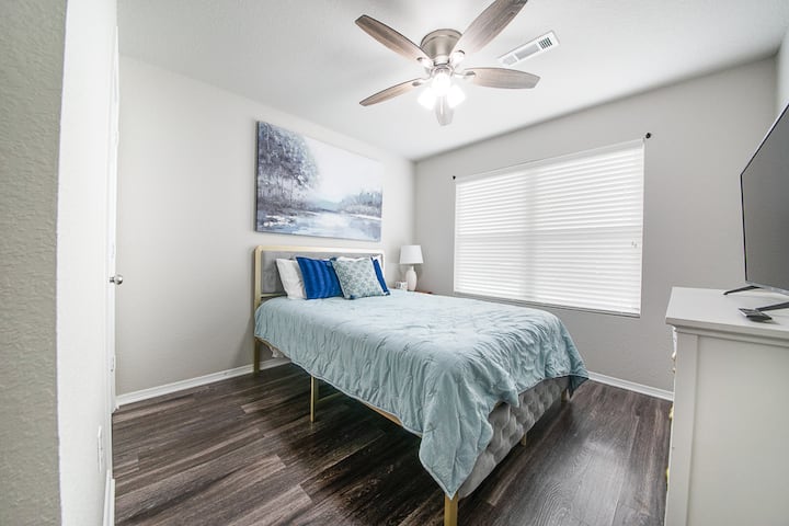 საძინებელი 4