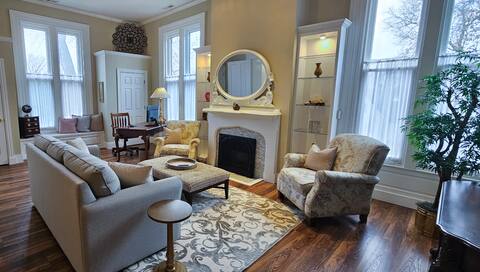 Luxury Apartment in Historic Home