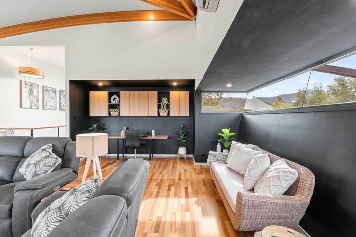 Tree Top Views – 4 Bedroom House gallery image 5