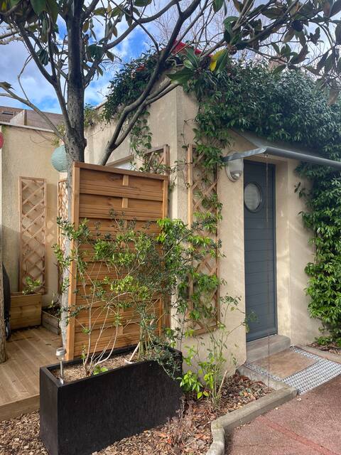 Studio with small exterior