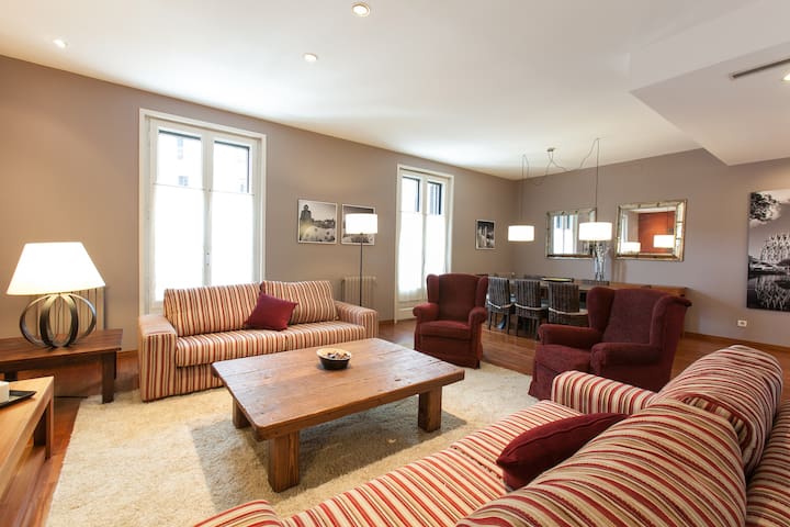 Serennia Deluxe 5 bedrooms apart