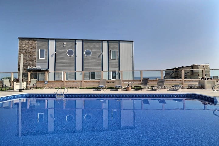 Oceanfront 5 Bedroom Beach Villa with Private Pool