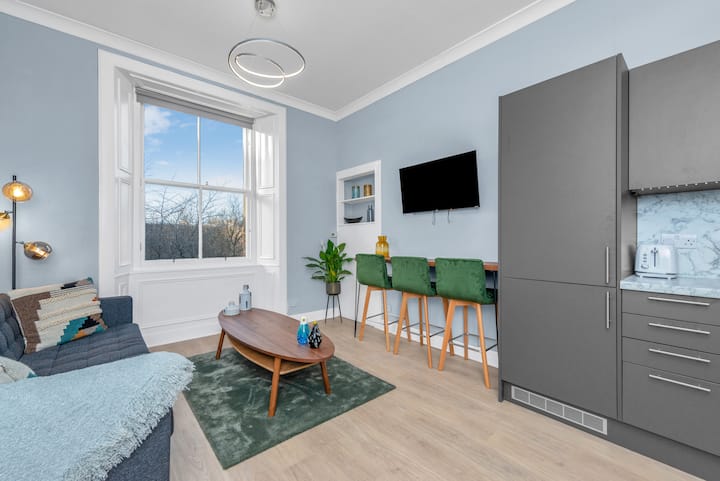 Newly Refurbished 3 Bedroom Flat - Edimburgo