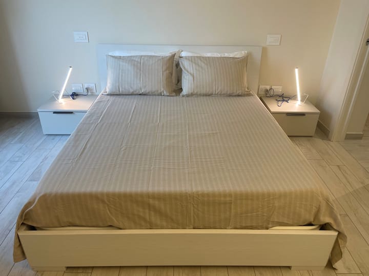 საძინებელი 1