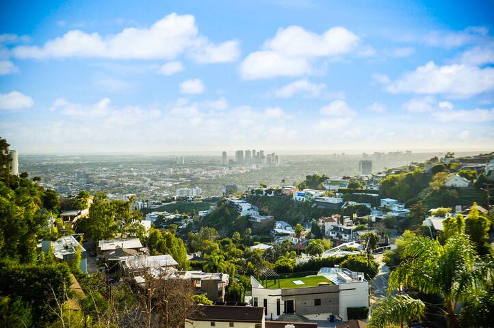 Stunning View Sunset Plaza Home gallery image 3