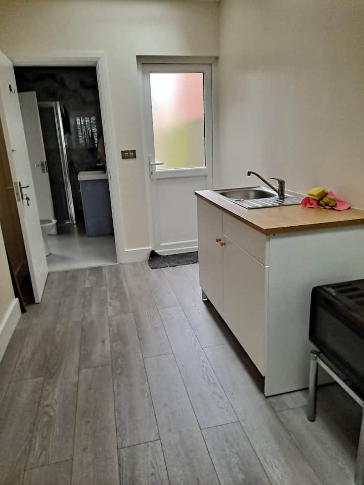 Almost A Self Contained Studio - London