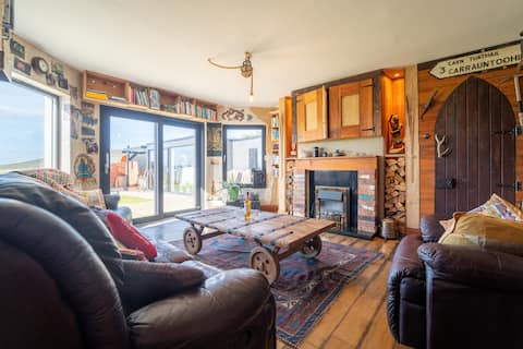 Top performing Airbnb: Blasket View - 5 Star in Dingle Daingean Uí Chuis