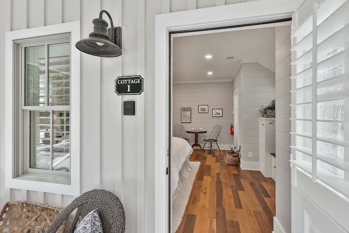 Deluxe King Cottage At Laurel Brooke - Lake Peachtree, GA