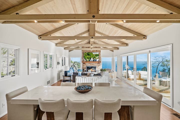 Mount Malibu Mansion – Hot Tub, 2 Acres, 16 ppl gallery image 2