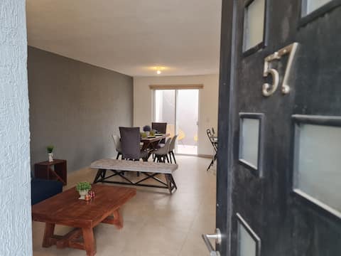 Top Airbnb: House in Condo with Pool Gym near ANTEA and WTC in San Pablo