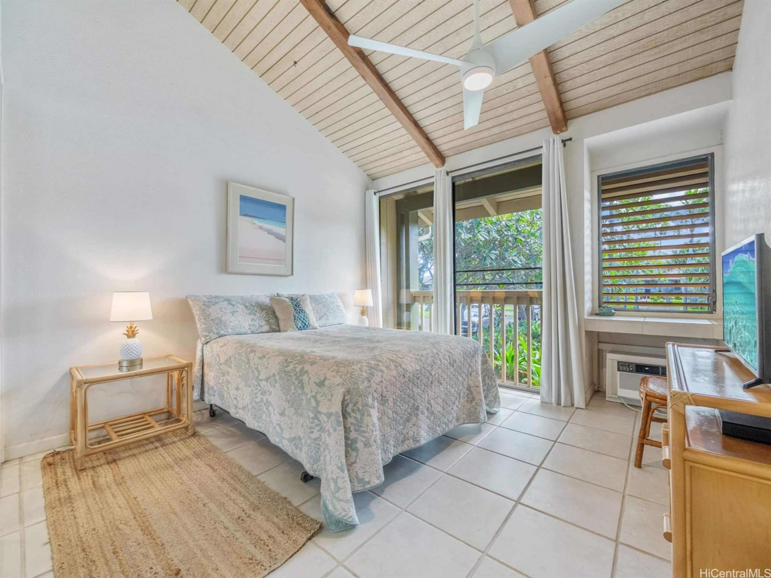 Home in Kahuku · ★4.79 · 1 bedroom · 3 beds · 2 private baths - Image 1