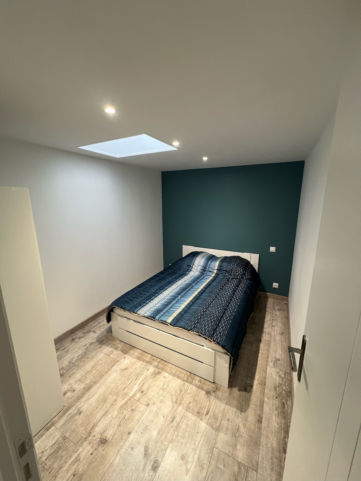 غرفة النوم 1