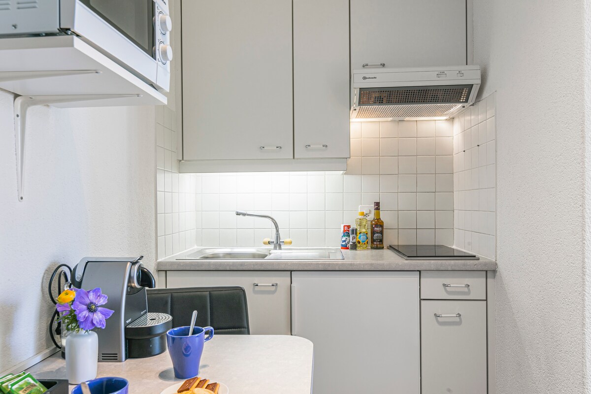 Top Airbnb: Compact 20m² Studio – Steps from Lausanne Station in Lausanne